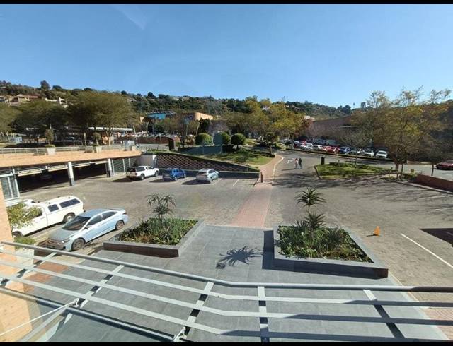 BUSINESS PROPERTY TO RENT IN WELTEVREDEN PARK